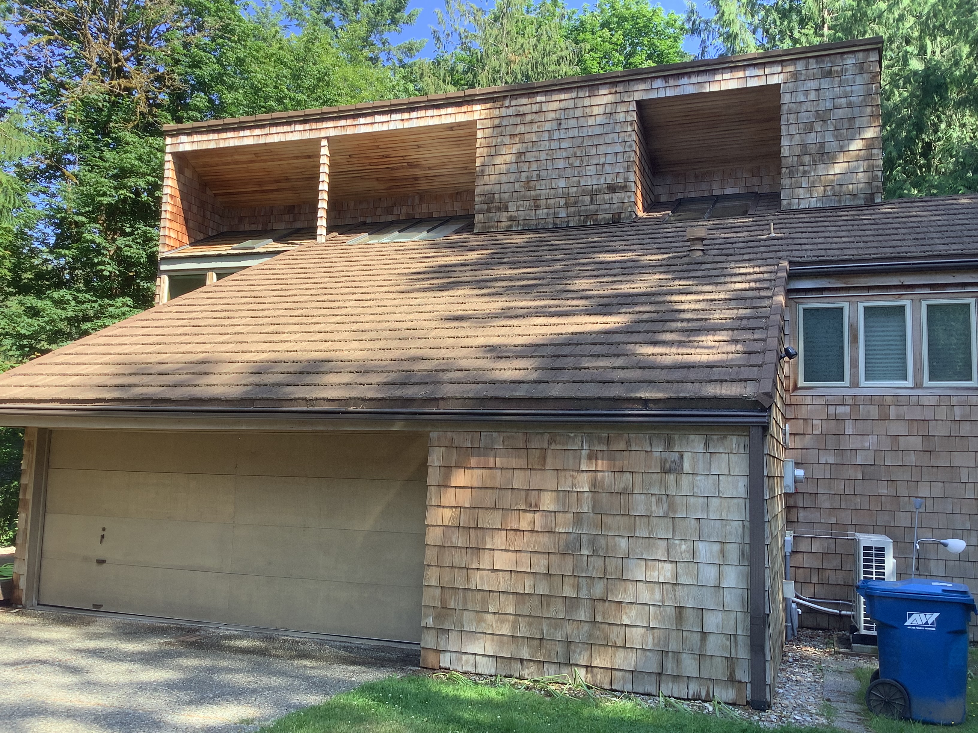 Cedar shake house and garage before exterior staining in the Seattle area